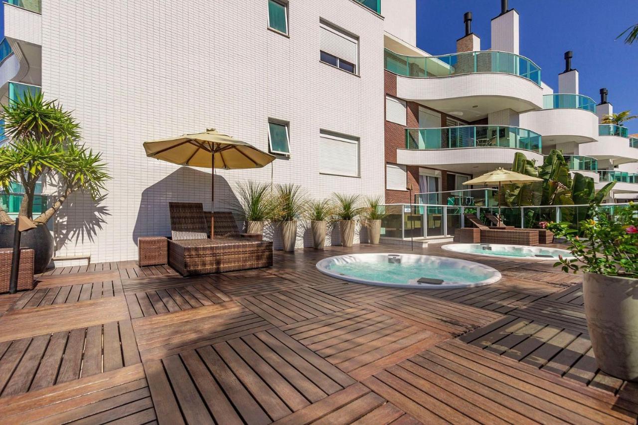 Boulevard 224D - Excelente Apartamento Em Condominio De Luxo No Centro De Bombinhas - Piscina - Jacuzzi - Academia - Portaria 24H. Екстериор снимка