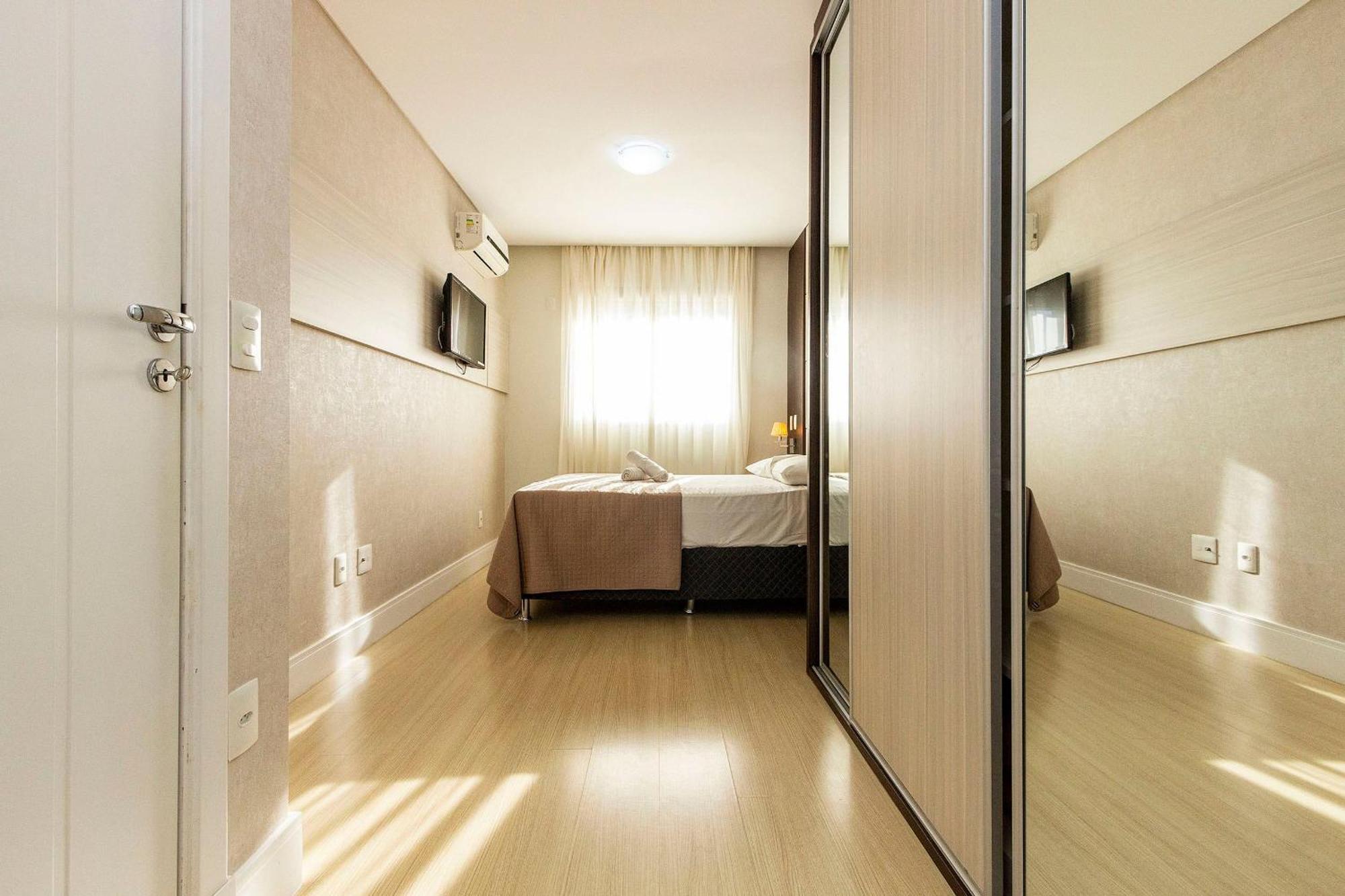 Boulevard 224D - Excelente Apartamento Em Condominio De Luxo No Centro De Bombinhas - Piscina - Jacuzzi - Academia - Portaria 24H. Екстериор снимка