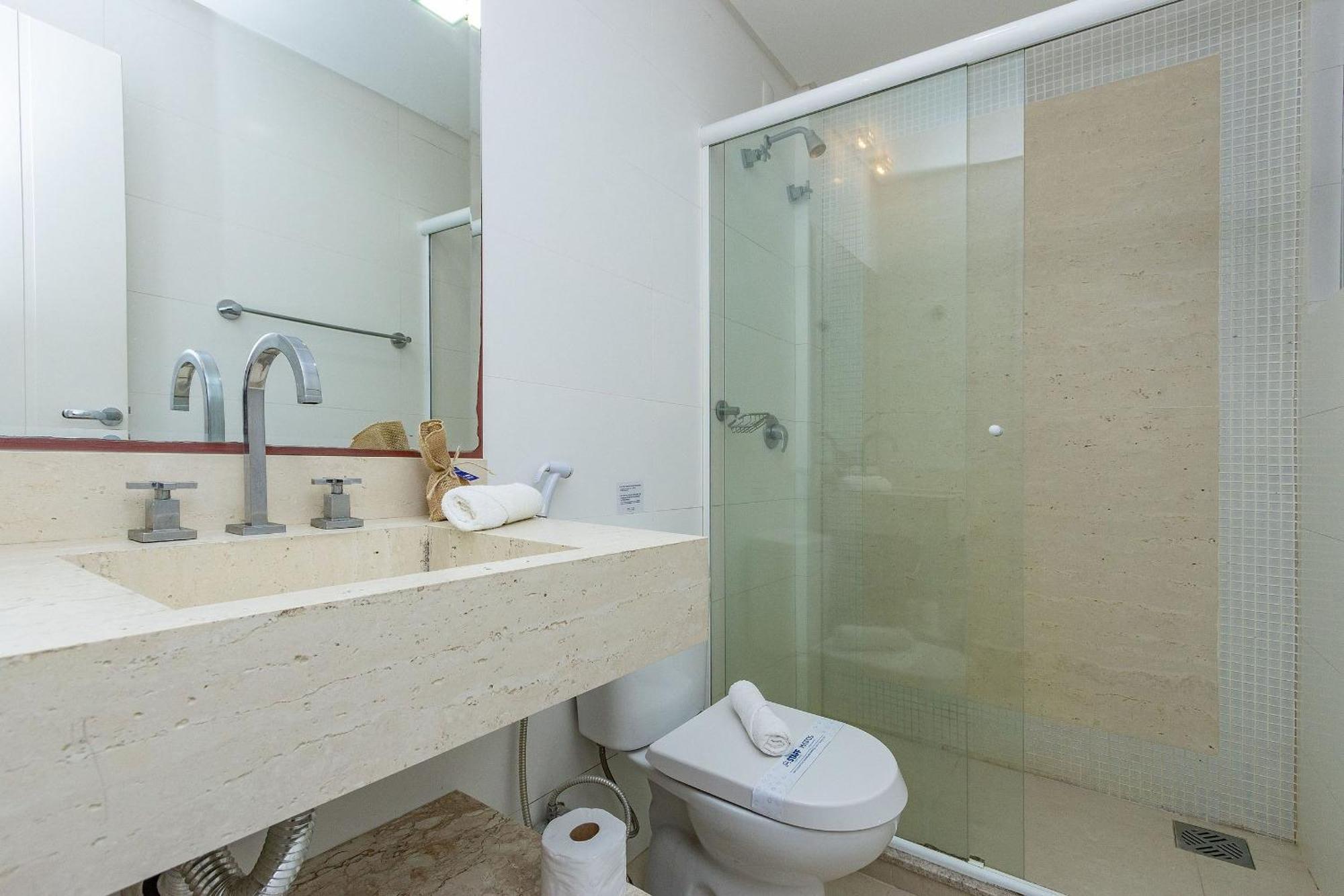 Boulevard 224D - Excelente Apartamento Em Condominio De Luxo No Centro De Bombinhas - Piscina - Jacuzzi - Academia - Portaria 24H. Екстериор снимка